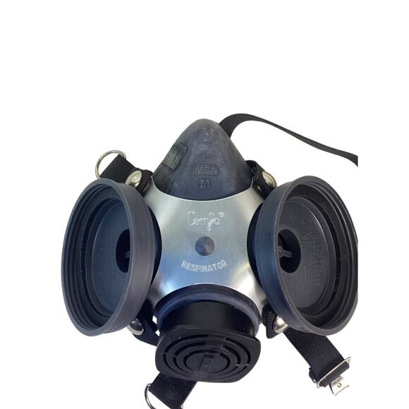 MSA Comfo  Dual Cartridge Respirator Size M Hycar Rubber Face Mask - Picture 1 of 3